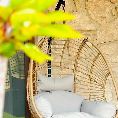 Tambos Sunset Retreat Сивири